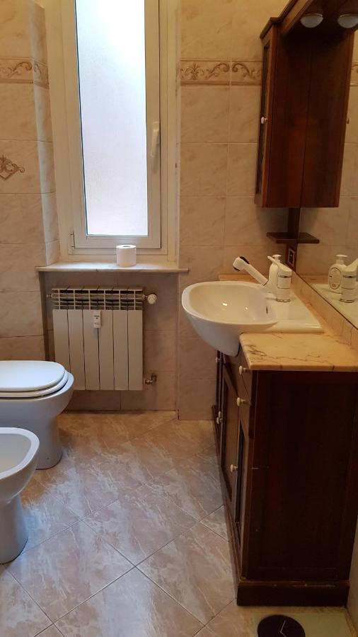 Ferienwohnung La Casa Di Bonnie & Clyde Genua Exterior foto